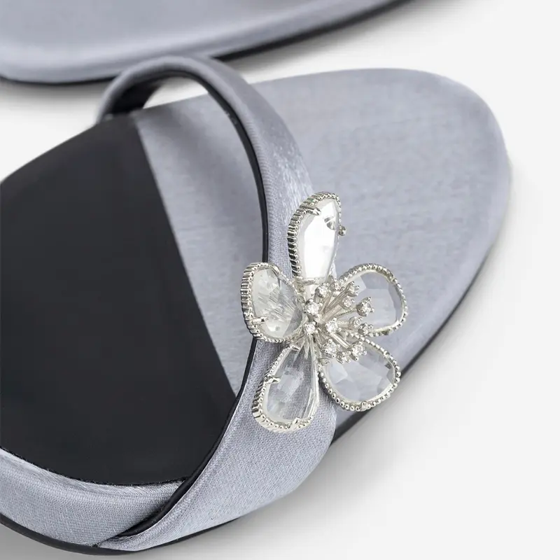 Vascara Giày Sandals Nhấn Chi Tiết Hoa Đính Đá - SDN 0821 6