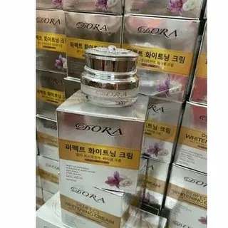 KEM DORA Perfect Whitening Cream