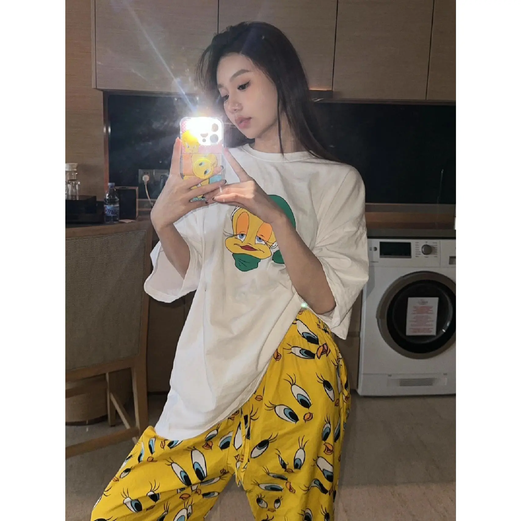 Bộ Đồ Ngủ ngắn Tay Áo, Thiết Kế Vịt Nhỏ Màu Vàng Hoạt Hình Dễ Thương, Dành Cho Nữ, Bộ Sưu Tập Mùa Xuân Và Mùa Hè Mới, Bao Gồm Áo Phông Và Quần Dài, Thích Hợp Mặc Nhà Và Mặc Thường Ngày Có Thể Mặc Ngoài Trời Top Women