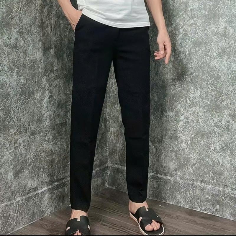 quần âu Đen chất liệu vải tăm lì co giãn tốt Form Slim Fit