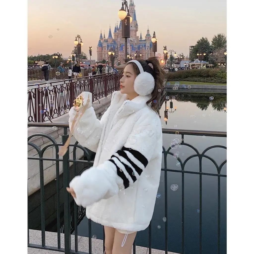 Áo lông THOOMM 4 vạch tay loại MỎNG( LÔNG 2 LỚP, ĐỘ DÀY VỪA PHẢI, GIÁ RẺ) UNISEX NAM NỮ HOT TREND
