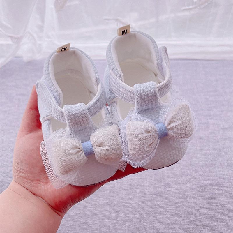 Product Introduction of Giầy công chúa chống trượt đế mềm và chắc cho bé từ 0-1 tuổi 4