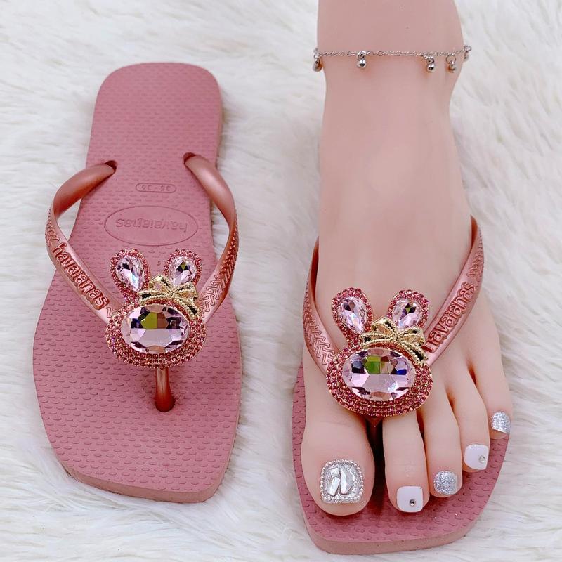 DÉP NỮ HAVAIANAS - ĐẾ VUÔNG HỒNG ĐÍNH CHARM ĐÁ ( THU HƯỜNG ) DéP GiàY Nhung Shoes Sandal  dép tông cao su Jean Caro