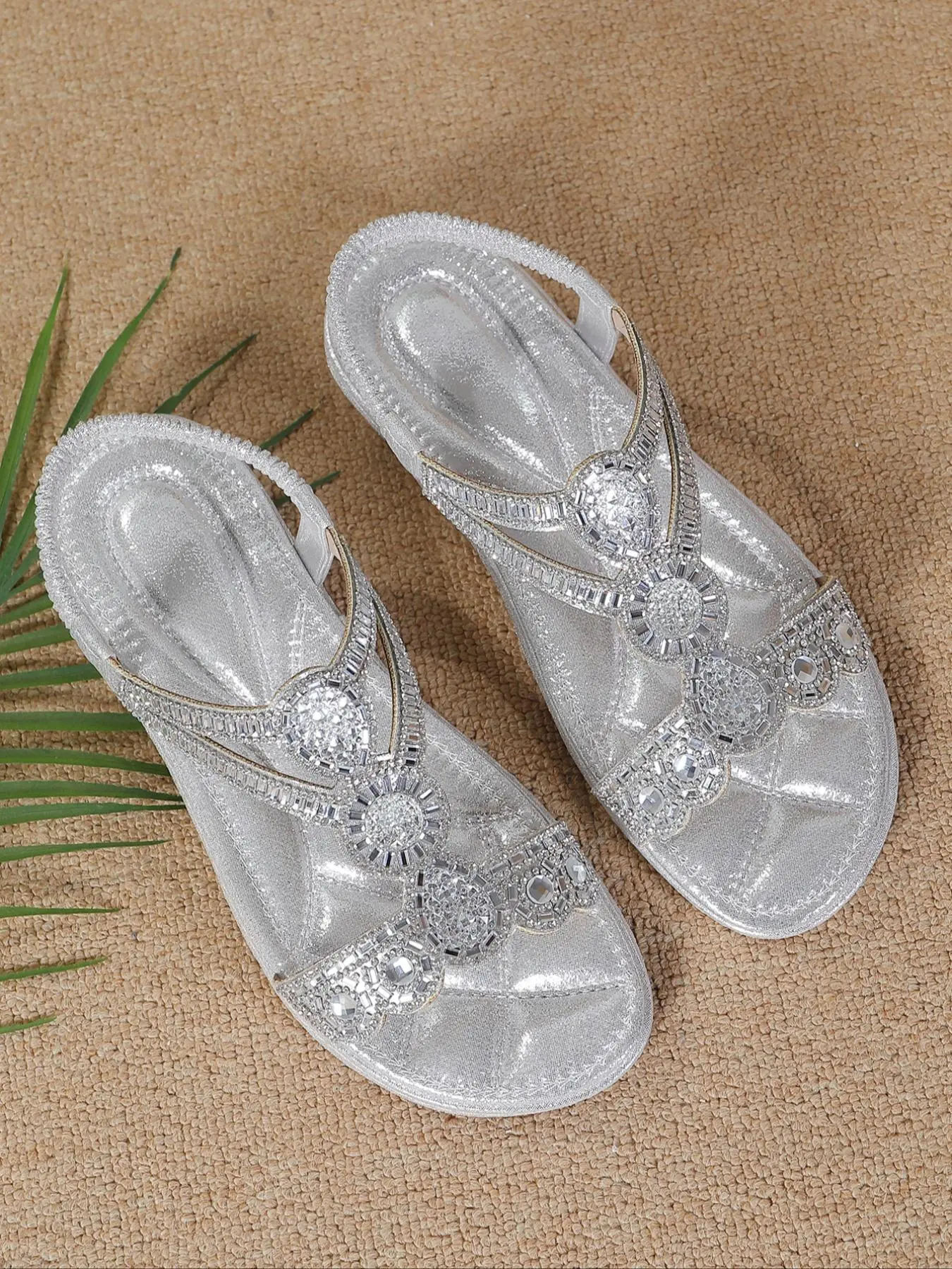 Women's Fashionable Rhinestone Decorated Slip on Sandals, Boho Style Open Toe Sandals for Beach Vacation, Casual Versatile Shoes for Daily Wear