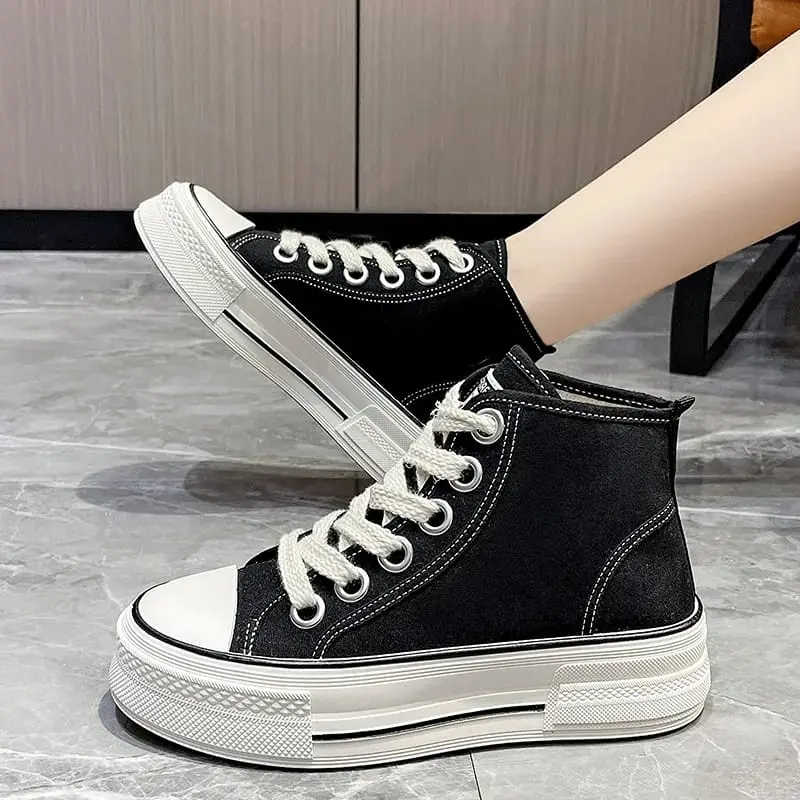 Juragan Online - ISABEL Boots Fashion Sneakers Wanita Terbaru Stylish dan Trendi Bisa Untuk Sekolah 0