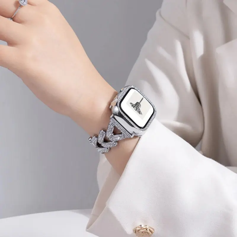 Dây đeo kim loại kim cương cho dây đeo Apple Watch, Tương thích với 41mm, 44mm, 45mm, 46mm và 49mm, Dây đeo thắt lưng nữ nâng cao, Thích hợp cho dòng iWatch 10, 9, 8, 7, SE, 6, 5, 4, Ultra, Vòng đeo tay Smartwatch 3