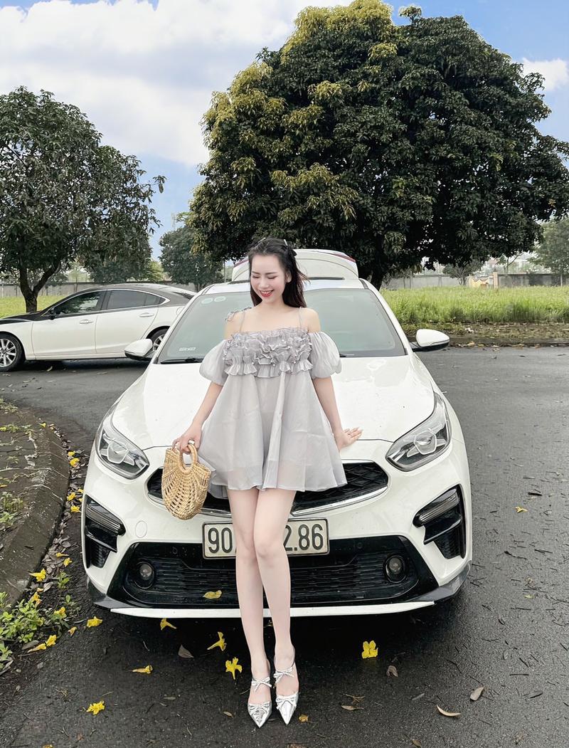 Product Introduction of (FASHION DORRY ) Áo váy công chúa dập ngọc cao cấp 2