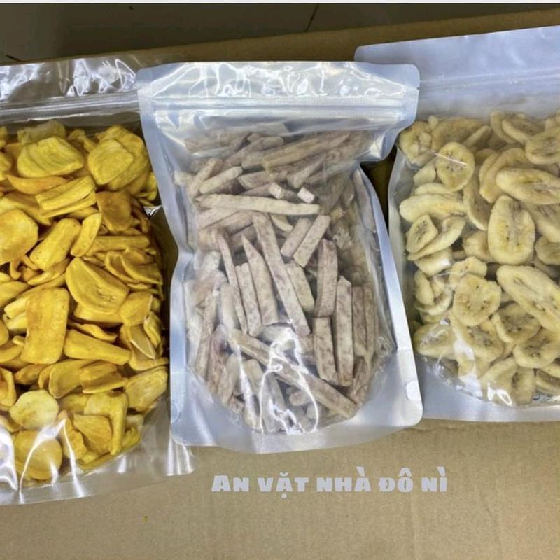 Combo 11 : 1,5 kg . 500gr mít vỡ To + 500 gr khoai môn + 500gr chuối nguyên Trái cây Sấy giòn ,Nhà Đô Nì .