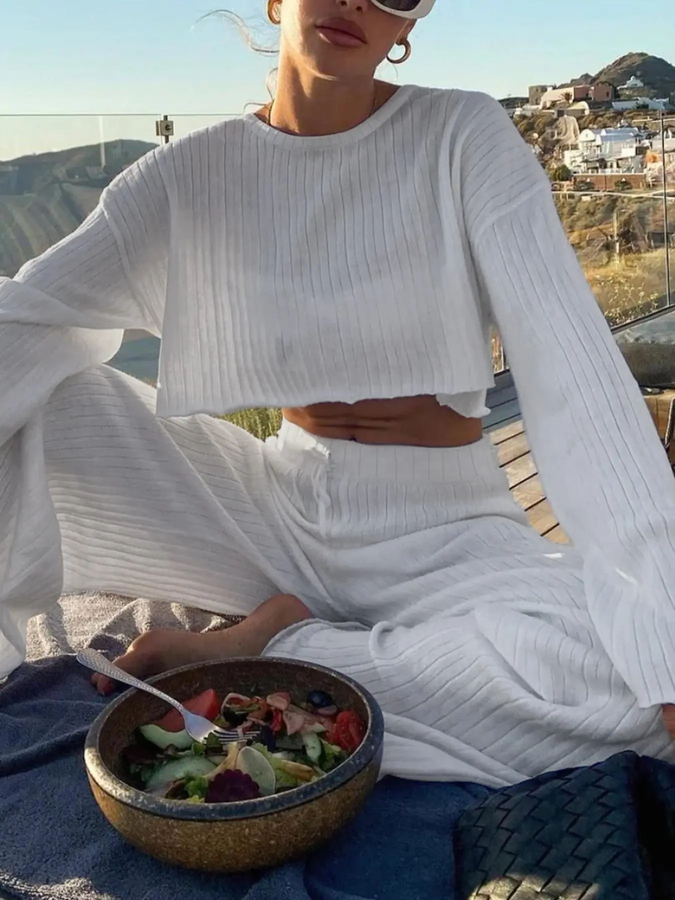 Women's Solid Drop Shoulder Crop Top & Drawstring Waist Pants Fuzzy Loungewear Set, Casual Comfy Round Neck Long Sleeve Top & Trousers Pj Set, Women's Sleepwear for Fall & Winter