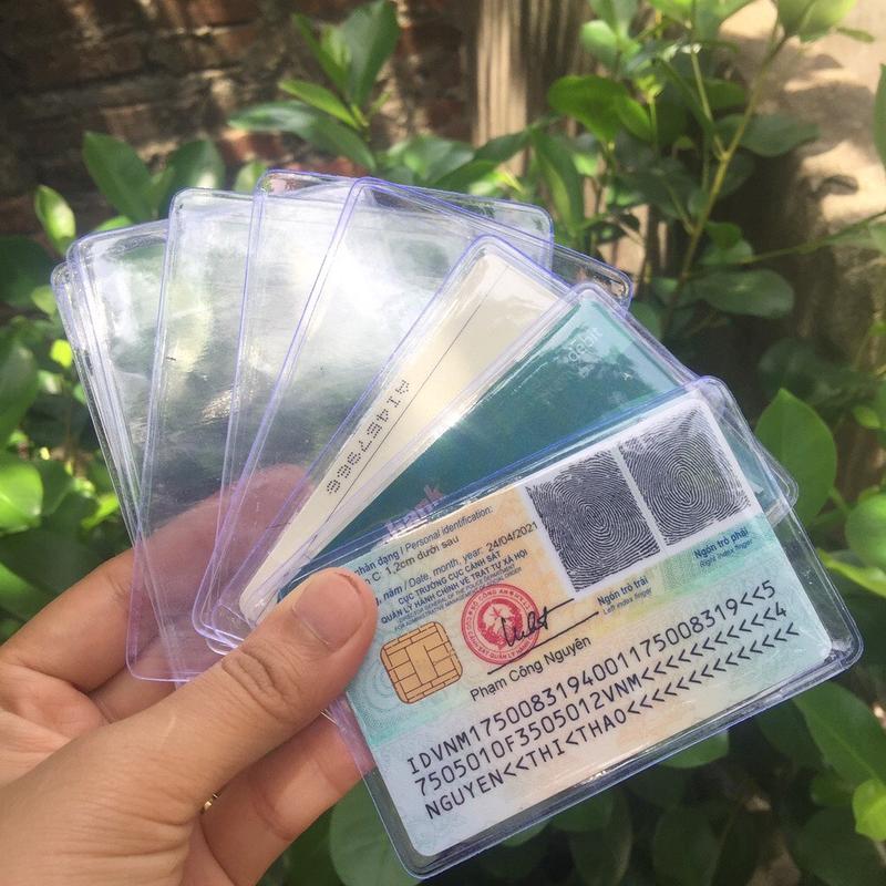Combo 1-50 Vỏ Bọc chống xước chip CCCD - ATM,Thẻ học sinh sinh viên,bằng lái xe,Vỏ bọc cccd trong suốt có nắp bảo vệ thẻ 2