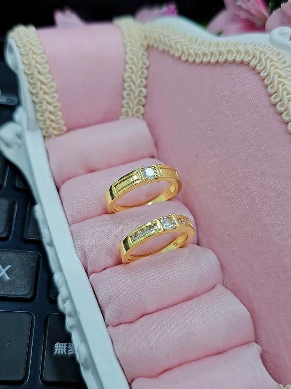 NC52 - Nhẫn cặp đôi nam nữ màu 18 đính hột sáng đẹp