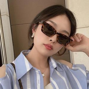 Black Women's Sunglasses Korean Concave Shape Photo Glasses Retro Sunglasses