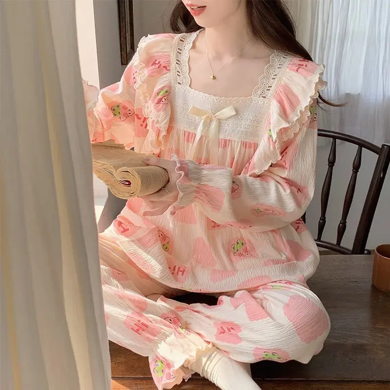 Đồ Ngủ Ren, Phong Cách INS, Dành Cho Nữ, Mùa Xuân Và Mùa Thu, Dài Tay, Thiết Kế Xếp Ly Ngọt Ngào Họa Tiết Hoạt Hình, Thích Hợp Cho Học Sinh, Có Thể Mặc Ngoài Trời, Bộ Đồ Mặc Nhà