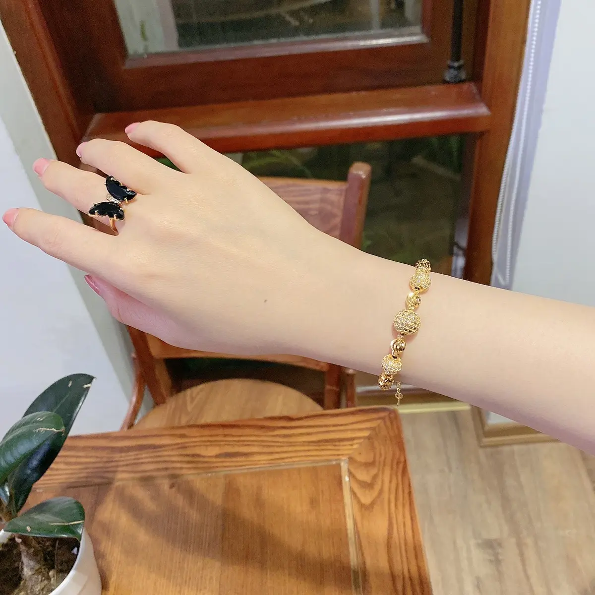 Lắc Tay Nữ Kiểu Bi Cầu Đính Đá Hàng Titan Phụ Kiện Voi Women Hoa Phụ Kiện Voi Voan
