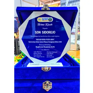Plakat Akrilik 3mm, Penghargaan Akrilik, Trophy, Plakat Wisuda, Plakat, Plakat Akrilik, Plakat Akrilik Wisuda, Plakat Weding, Plakat Penghargaan, Plakat Cepat/vandel Akrilik/Cenderamata Akrilik Custome