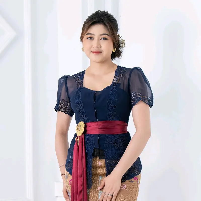 Kebaya Jadi Bordir Bet Kika Tangan Pendek Motif Kaswari || Kebaya Adat Bali Modern || Kebaya Adat Bali Kekinian || Kebaya Adat Bali Murah 2