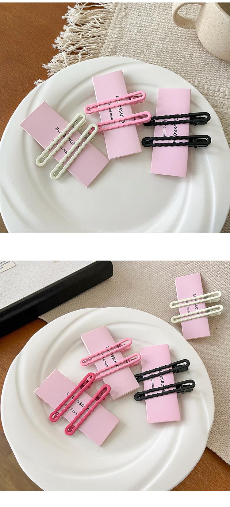 Product Introduction of Kẹp Mỏ Vịt, Phong Cách Phương Tây, Màu Pastel, Kẹp Bên, Kẹp Tóc, Màu Hồng, Kẹp Cố Định, Mùa Xuân Mới, Màu Đen Women Nữ kẹp  tóc  mái  kim  loại 2