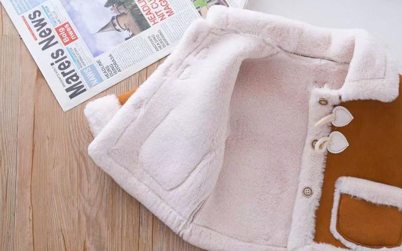 Product Introduction of Áo Khoác Bé Gái, Mùa Thu Và Mùa Đông, Lót Lông Cừu, Áo Khoác Lông Và Da Cho Trẻ Em, Quần Áo Mùa Đông Cho Em Bé, Áo Phong Cách Phương Tây, Hợp Xu hướng 18