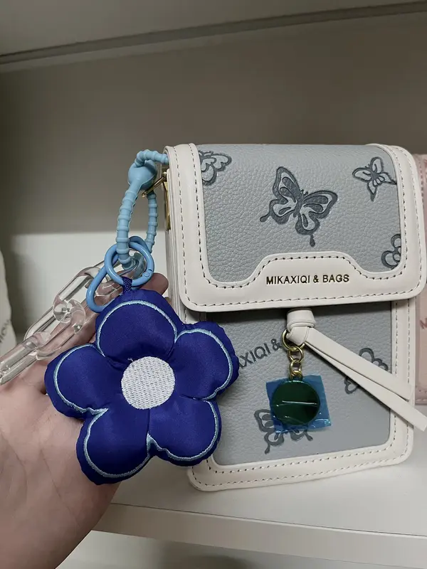 Charm Phụ Kiện Túi Xách Hình Bông Hoa Nhiều Màu 2