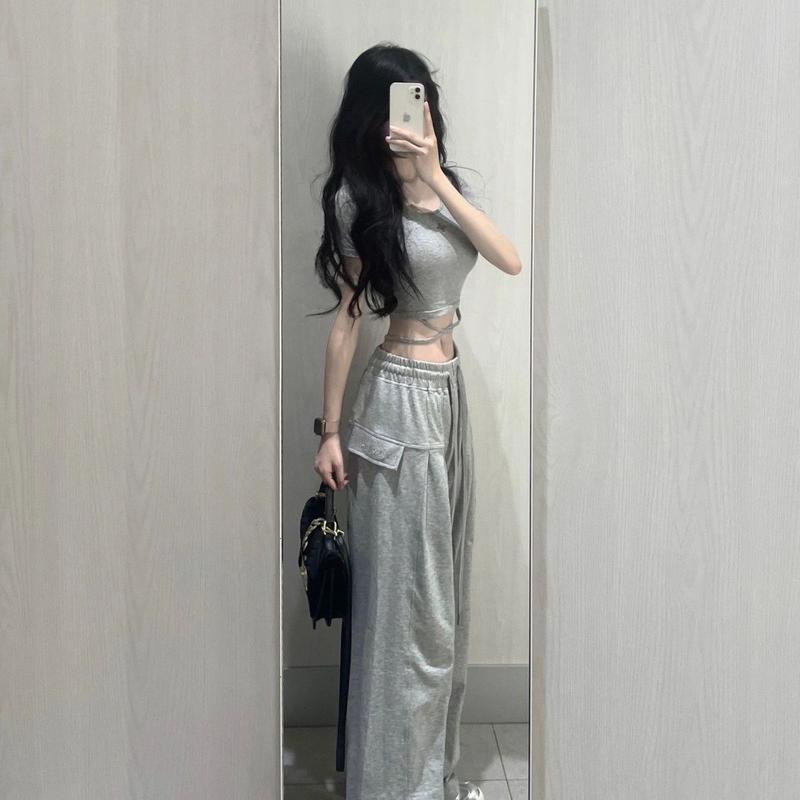 Bộ Đồ Nữ, Áo Phông ngắn Tay Thiết Kế Cô Gái Nóng Bỏng, Quần Ống Rộng Bó Sát Cạp Cao Hàng Mới Về Mùa Hè 2023 đồ mua dong set  hoa 4