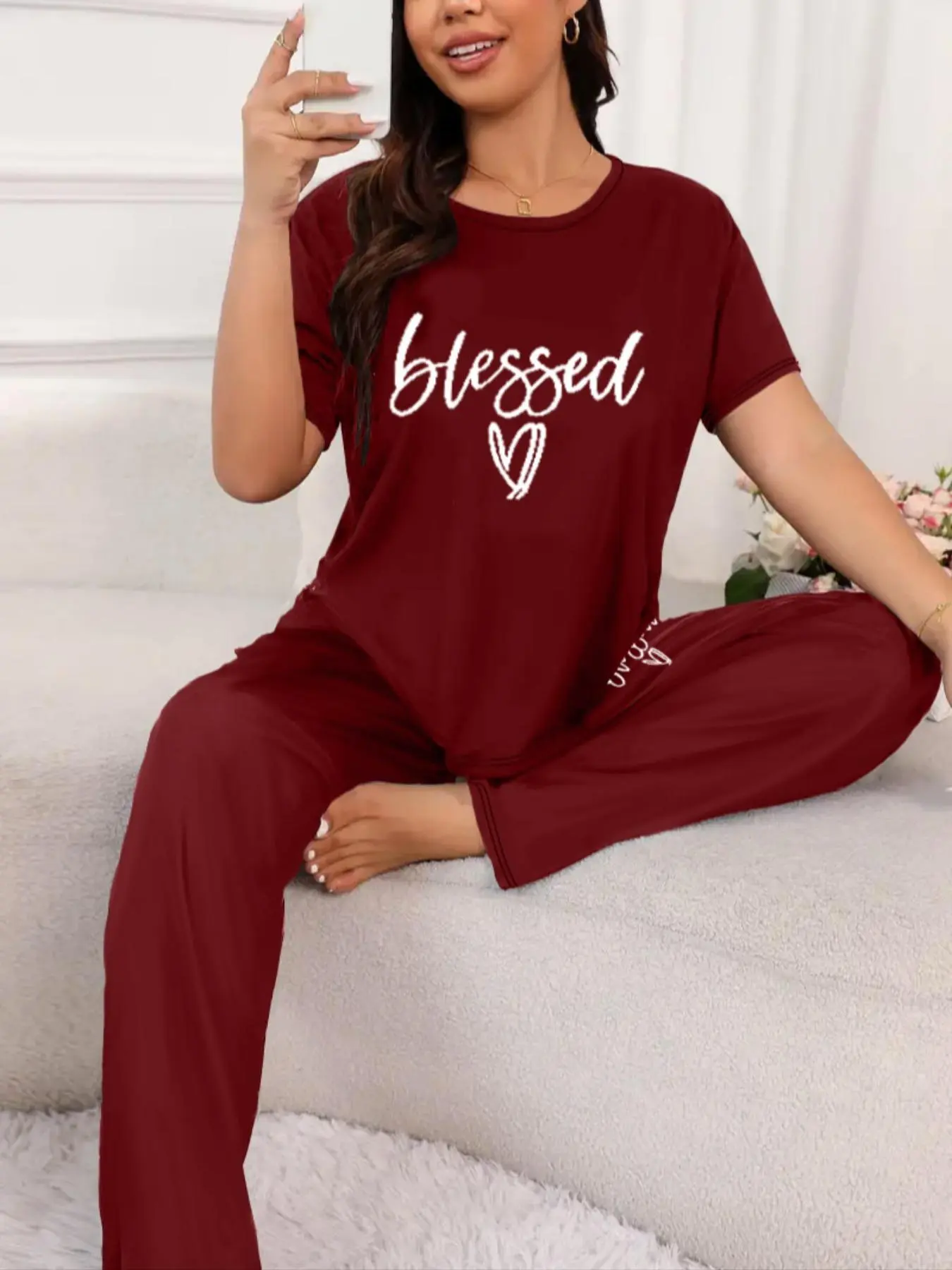【Plus Size】 Letter Print Tee & Elastic Waist Pants Loungewear Two-piece Set, Casual Comfy Round Neck Short Sleeve T-shirt & Trousers Loungewear Set, Women's Loungewear for All Seasons