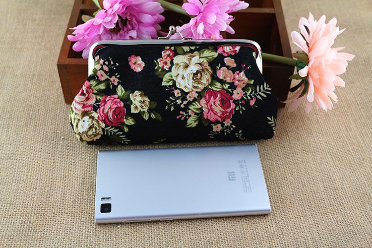 Product Introduction of Fabric Women's Wallet Long Rose Canvas Coin Purse Printed Clutch Student Pencil Case 4