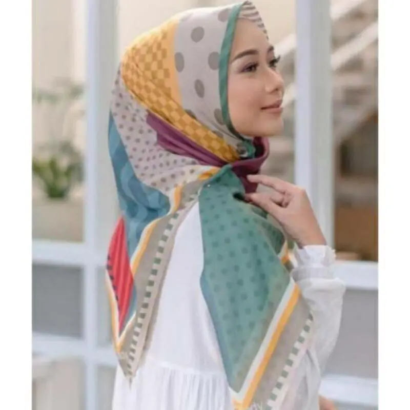 HIJAB KERUDUNG SEGI EMPAT MOTIF MAY LADY VOAL PREMIUM LASER CUT Muslim Square Katun Nyaman