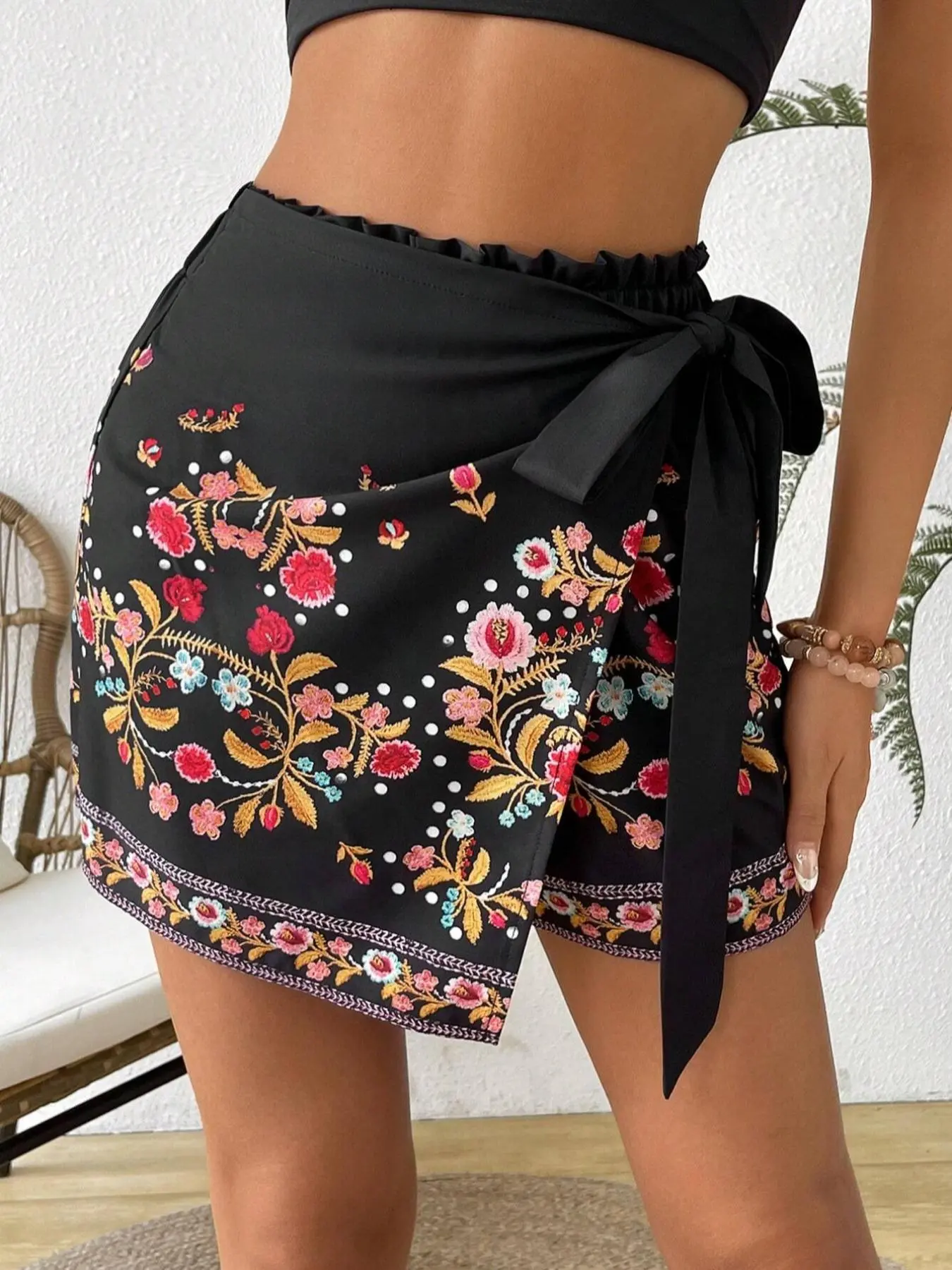 Women's Floral Print Tie Waist Shorts, Boho Casual Fashion Wrap Shorts for Daily Holiday Vacation Wear, Ladies Bottoms for All Seasons
