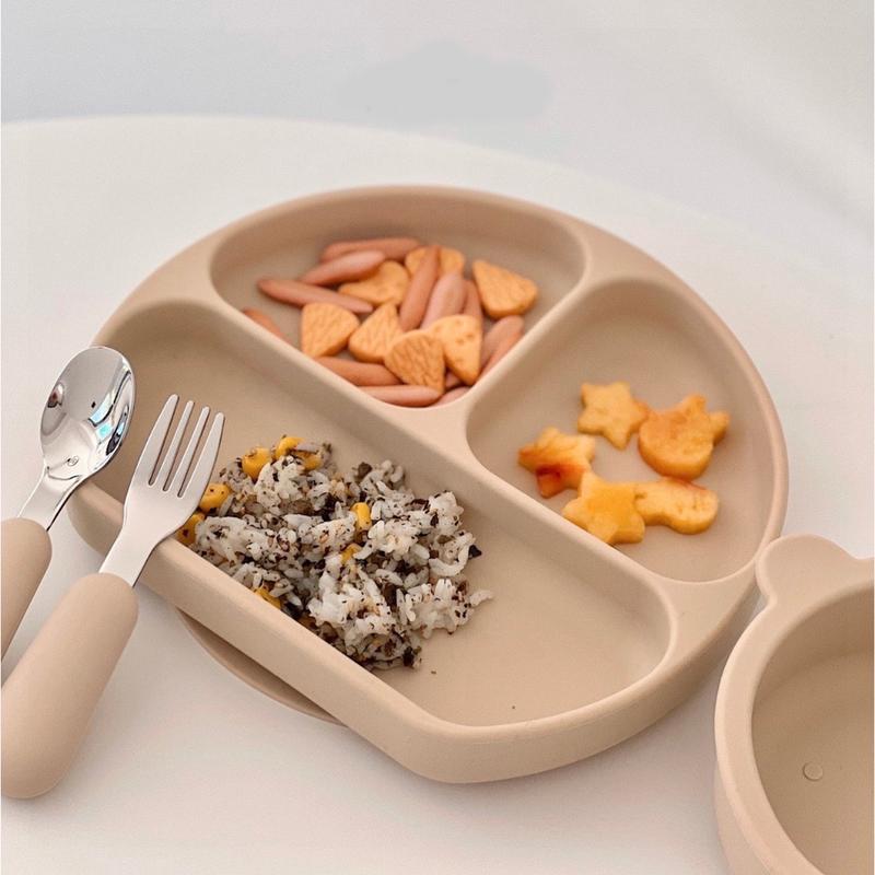 Khay ăn dặm silicon chống đổ kèm thìa dĩa inox