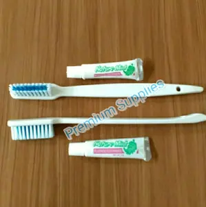 harga 100pcs dental kit sikat gigi hotel super bukan standart, sikat bulu halus , sikat tidak mudah rontok, pasta gigi hotel ,amenities hotel , perlengkapan hotel , wisma, penginapan, villa, rumah sakit,