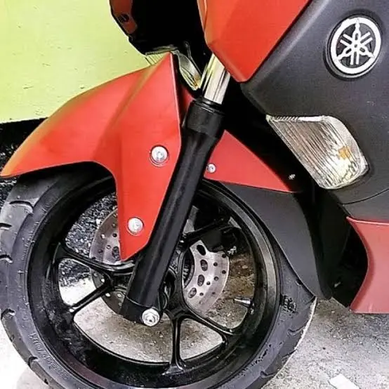 Sambungan Spakbor Depan Nmax New Old untuk Mencegah Masuknya Lumpur ke Mesin - Bahan Plastik - Motorcycle 2