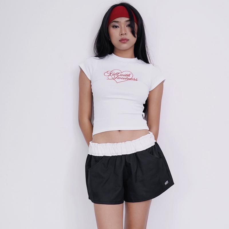 [ LOGO KNIT SHORT ] Quần short dù nữ NECI CLUB cạp trễ ống rộng, kiểu dáng thể thao phối lưng, tag logo Sport 0