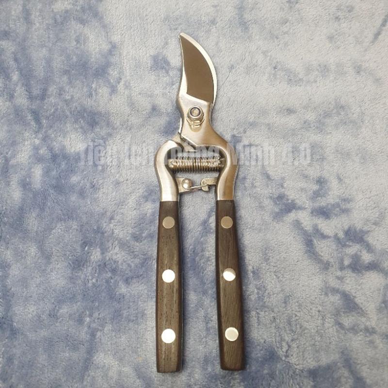 Kéo cắt tỉa cành thép D2 đúc nguyên khối Nhật chính hãnġ 4