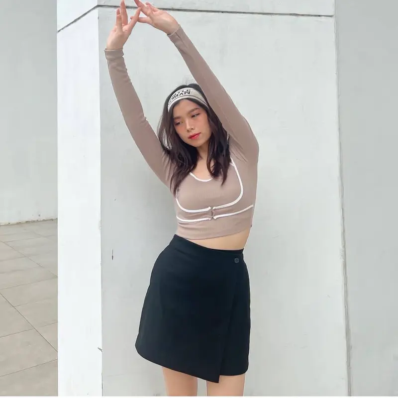 AXEL knit crop top wanita lengan panjang Atasan Knitwear Stretch 1