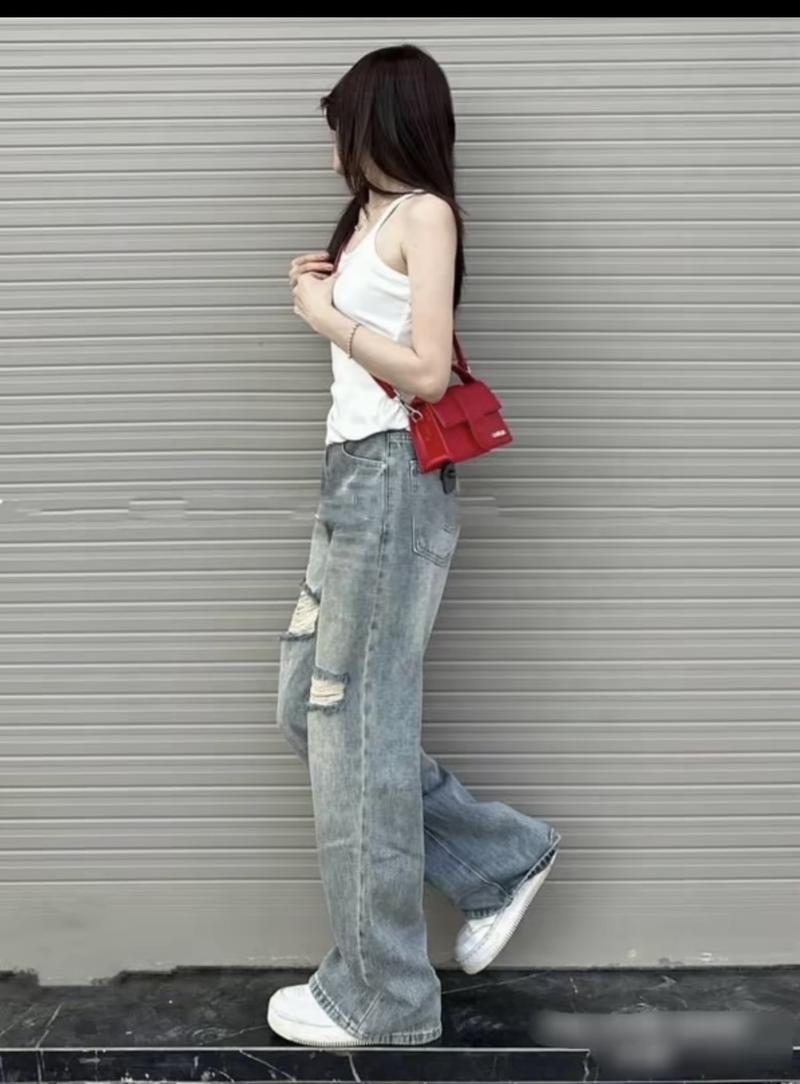 Product Introduction of Quần Jean Nữ Ống Rộng Lưng Cao Nâng Mông Rách Gối S-5644 - Chất liệu bò xanh bạc , không nhăn, che khuyết điểm và tôn lên vòng 3 - Ong, Women 8