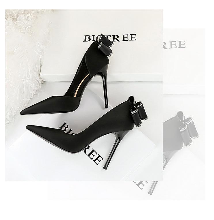 Product Introduction of 626-H36M European and American Style Banquet High Heels Stiletto High Heels Shallow Pointed Toe Side Cutout Rhinestone Back Bowknot Single Shoes kitten  heels 19