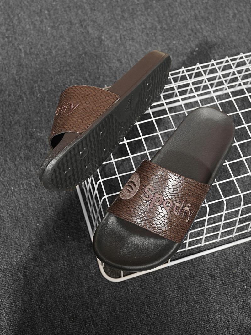 Product Introduction of Men's Fashionable Geometric Pattern Slides, Casual Comfortable Breathable Non-slip Slippers for Indoor Outdoor Wear, Male All-match Round Toe Slippers for Daily Wear, Walking Shoes 5
