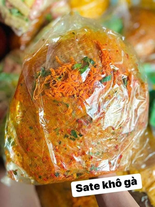 Bánh tráng vuông sa tế khô gà 500gr Tây Ninh - Vị ngon đặc trưng - Snack, Ăn Vặt