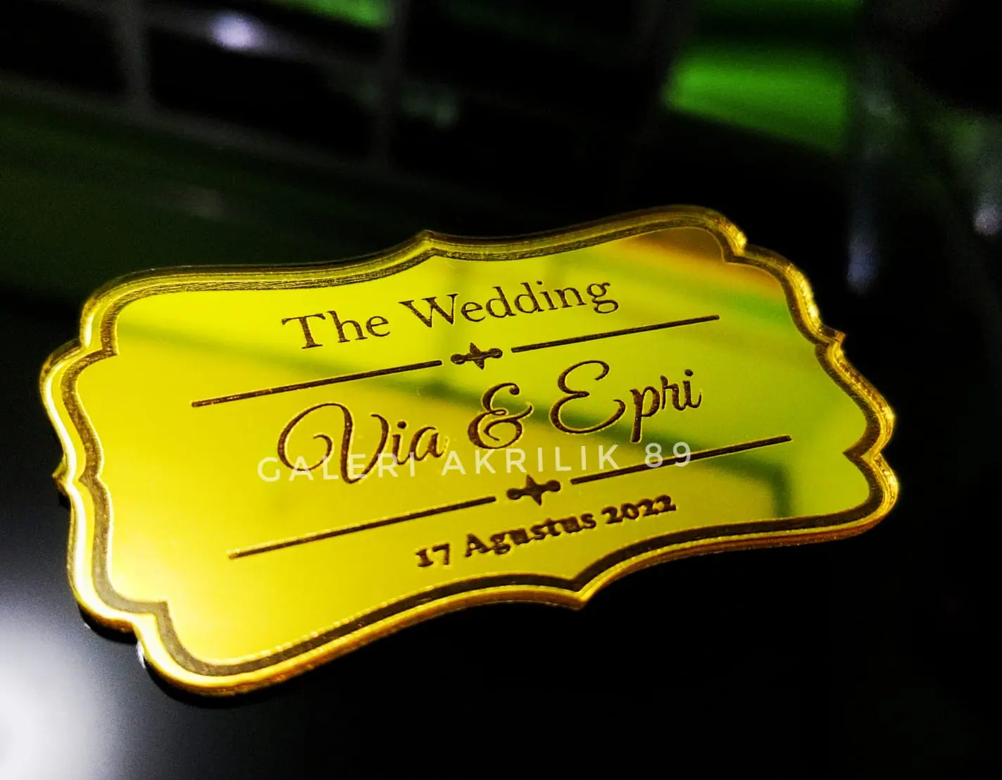 CUSTOM NAMA / inisial / text PLYWOOD/ AKRILIK grafir & laser cut Gold Kayu