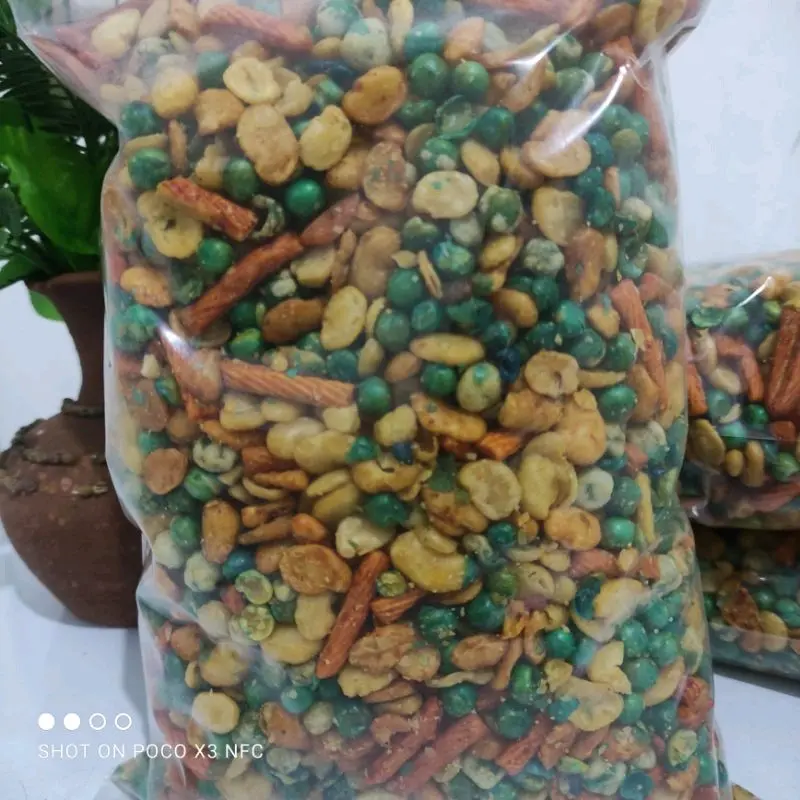 (500gr) kacang koro campur/mix Snack Goreng 0