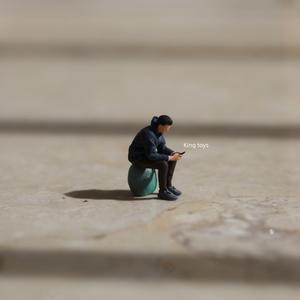 Mô Hình Tượng Nhỏ Đồ Chơi Vua, Tỷ Lệ 1 / 64, 1 / 87 Và 1 / 43, Chất Liệu Resin, Phong Cách Ngồi Lên, Thích Hợp Cho Các Đồ Chơi Diecast, Bộ Sưu Tập Thu Nhỏ