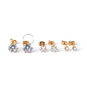 ￼Zafa Anting Titanium Wanita Tusuk Tindik Anti Karat - Diamond