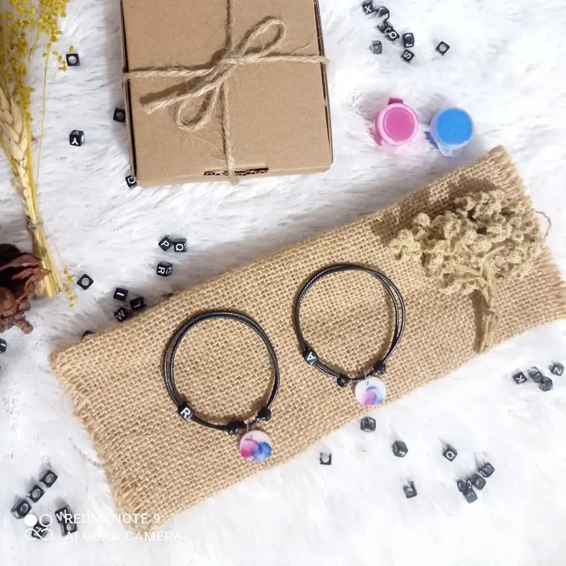 ( 2 pcs free Box + Cat) Gelang Couple Mewarnai Gelang Sidik Jari Terlaris Tali Bracelets 1
