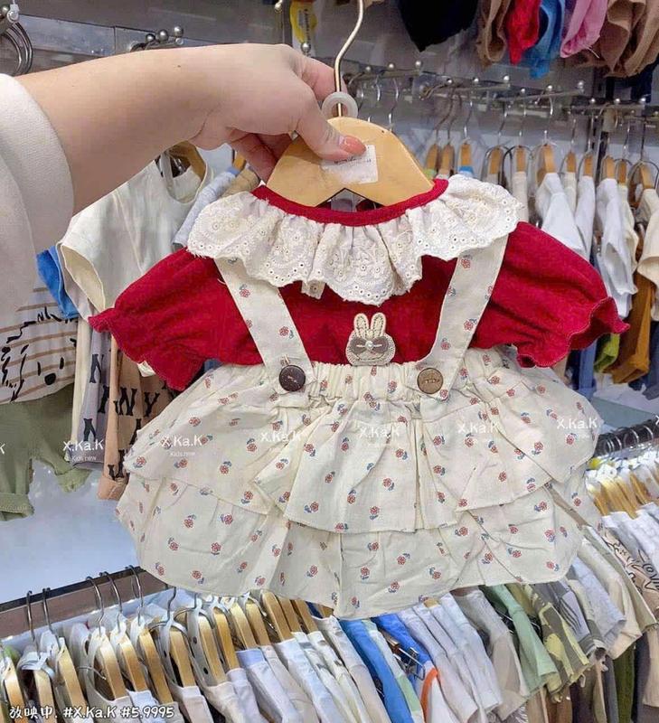  Set váy áo cổ bèo 2 màu đỏ  nâu mix chân váy hoa nhí chất cotton.. 