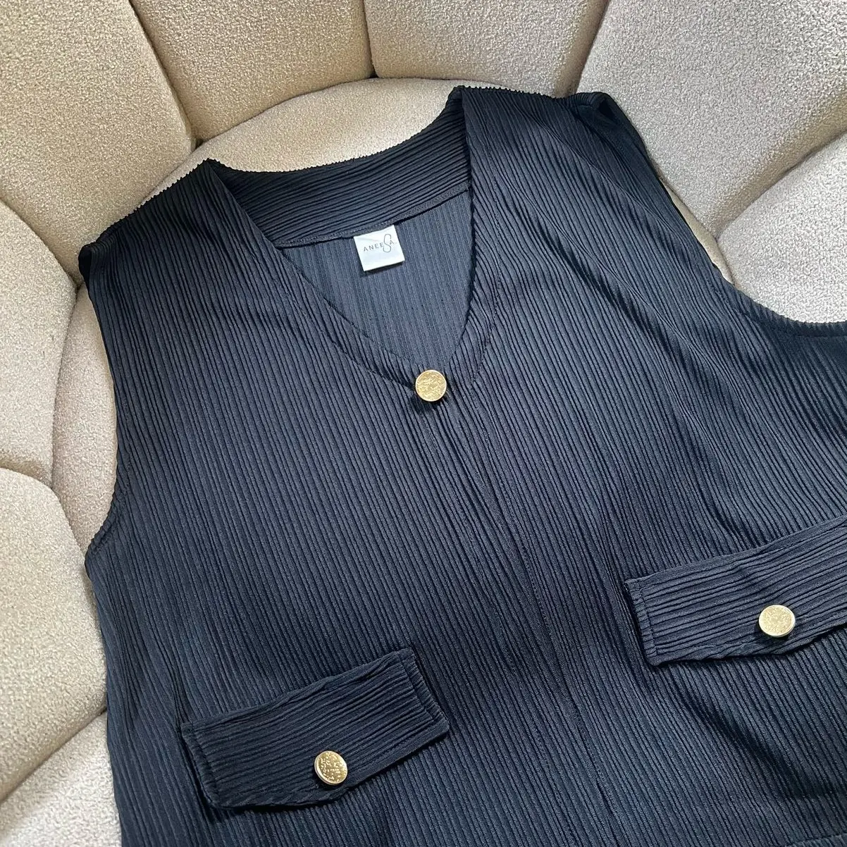 ANEESA-Pleats Knit Vest | vest bahan knit | Polos