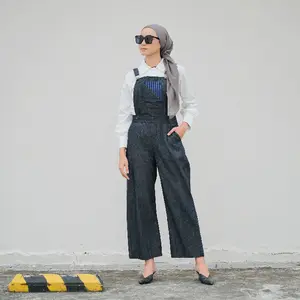 TUNIQUE | Marine Series – Nonni Jumpsuit | Jumpsuit Denim Wanita Muslim Kekinian Biru Navy