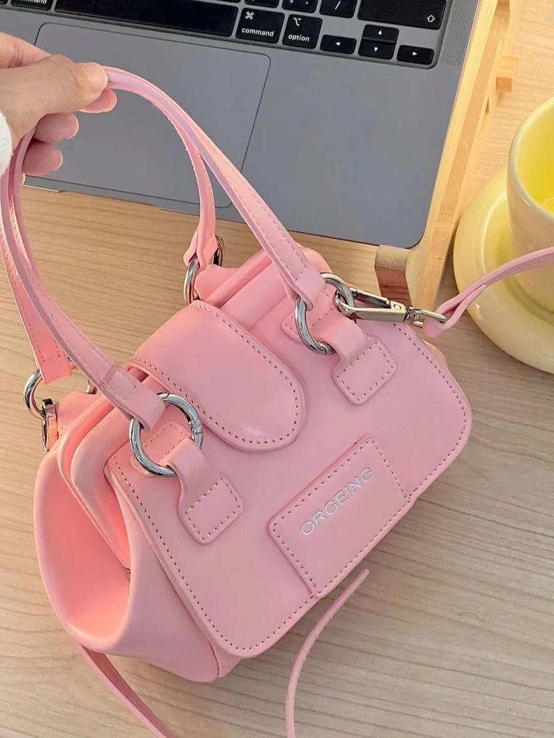 Product Introduction of Túi Xách Tay, Thiết Kế Cô Gái Màu Hồng Ngọt Ngào Và Ngầu, Thích Hợp Cho Mùa Xuân Và Mùa Hè, Túi Cổ Điển Cổ Điển Thời Trang, Túi Bowling Dễ Phối Đồ Ba Lô Polo, Dành Cho Nữ Bag 1