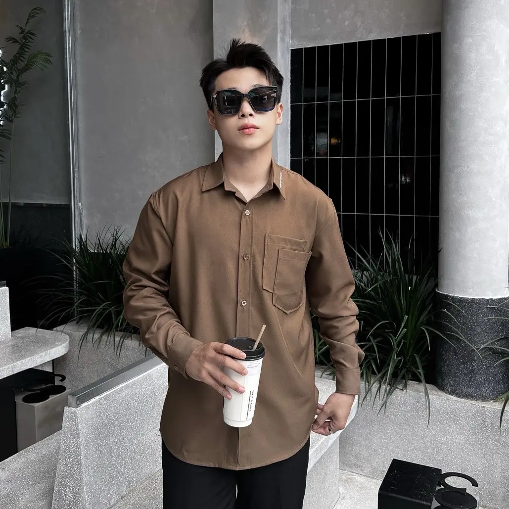 Áo sơ mi 2 túi Doubo studio, thêu chữ, form suông, phong cách hàn quốc [ MEN WEAR ] áo sơ mi nam