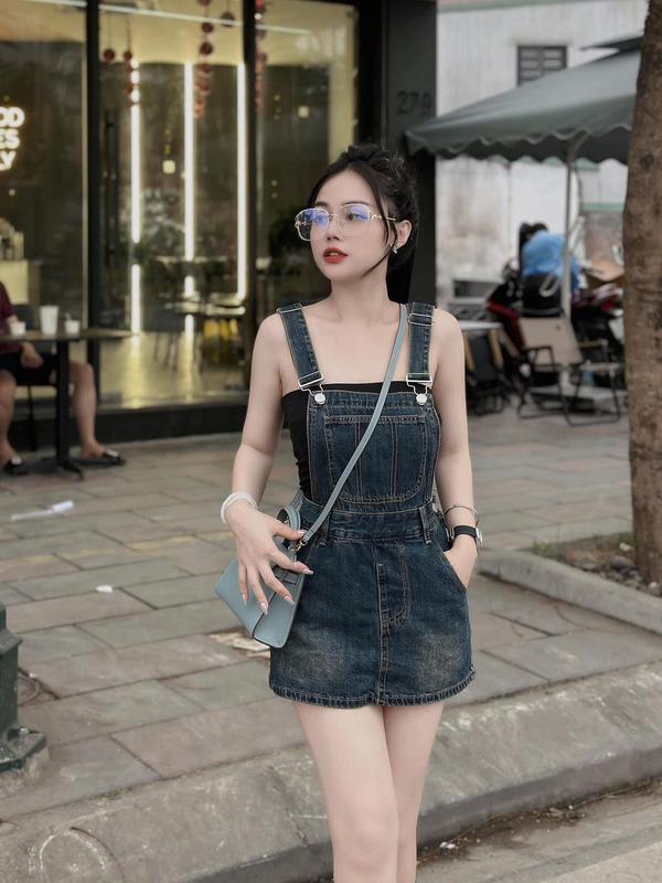 Yếm quần jean dáng cộc classic màu xanh đậm cho Nữ có BIGSIZE