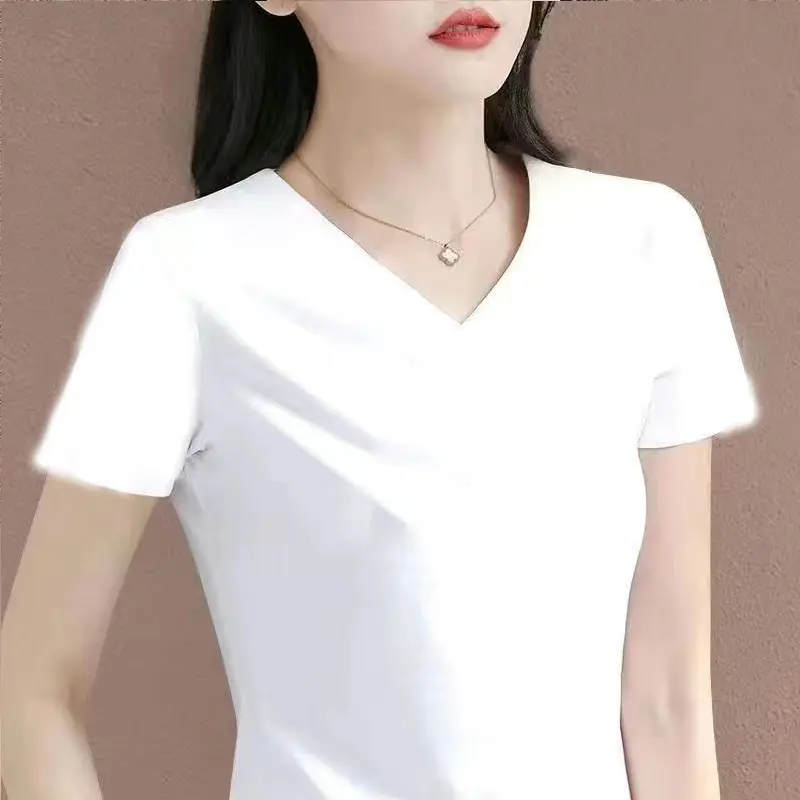 Trendy 2025 New Summer T-shirts for Stylish Moms